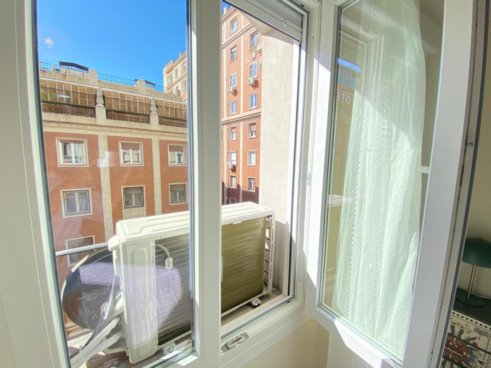 Estudios Gran Via Madrid Kültér fotó